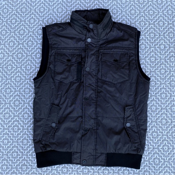 Truth Substance Common Sense Men’s Hooded Vest Black / Pinstripes Size Large EUC - Picture 1 of 15